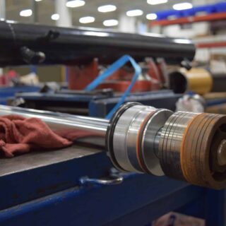 Hydraulic Fluid Contamination: Prevention & Resolution